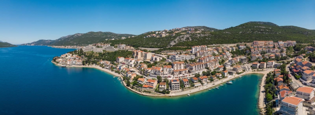 Sol och bad i Neum i Bosnien och Hercegovina med Singelresor