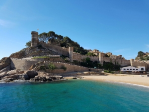 Fira midsommar i Spanien med vår guide Carmen och Singelresor