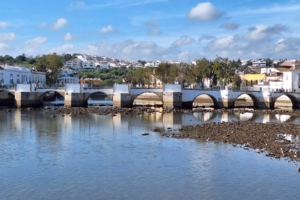 Promenader och upplevelser på Algarvekusten med Singelresor