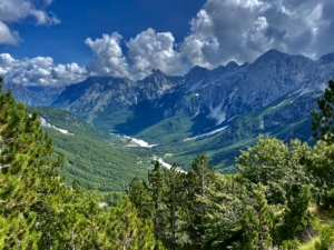 Bergsvandring i Albanien med Singelresor