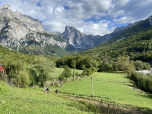 Bergsvandring i Albanien med Singelresor