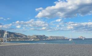 Möt våren i Costa Blanca med Singelresor