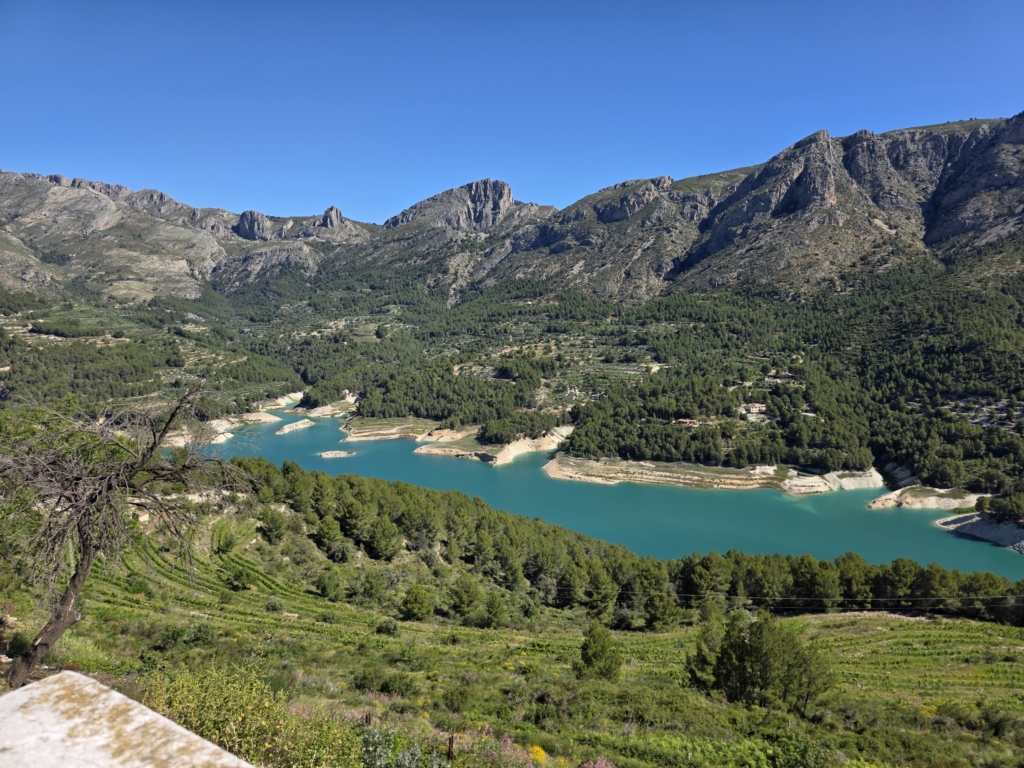 Möt våren i Costa Blanca med Singelresor